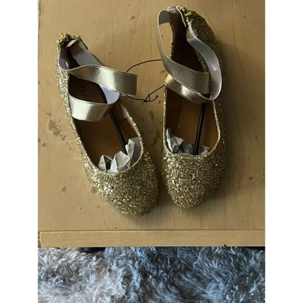 Big Girl Ballet Flats by Twisted Cherie Gold Size 4‎ New With Tags